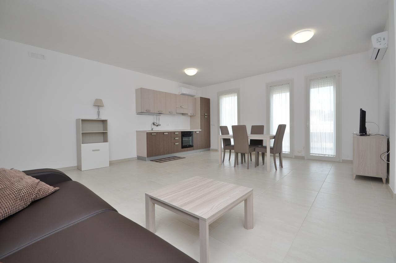 Vecchia Fabbrica Apartments Castrignano de' Greci Eksteriør billede